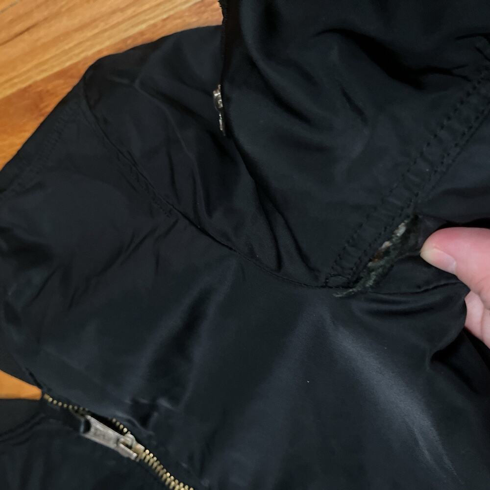 Alpha Industries Long / Extra Long Black Bomber Flight Jacket Size Large - Picture 9 of 11